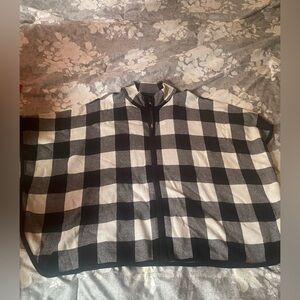 Preswick&Moore black and white Poncho